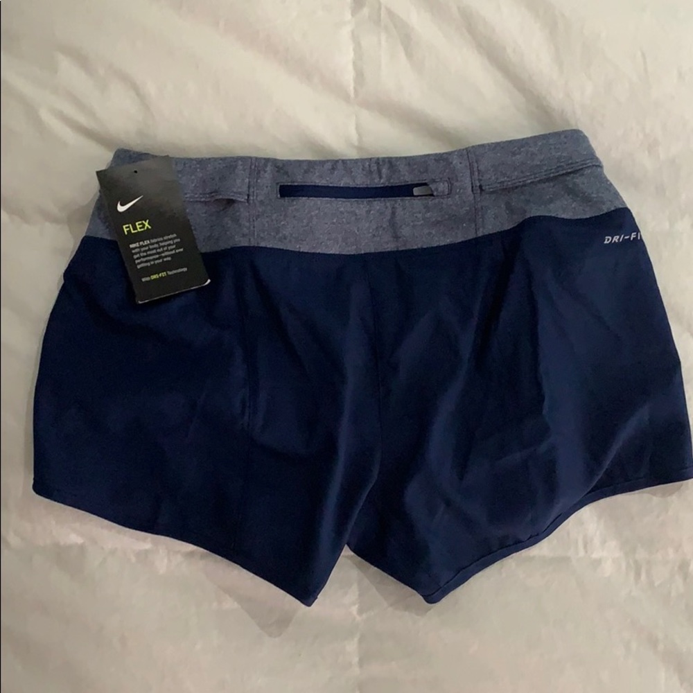 Shorts - Picture 2 of 3